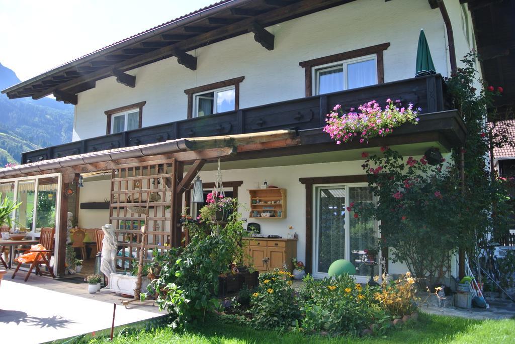 Haus Gruetzner Apartment Dorfgastein Exterior photo